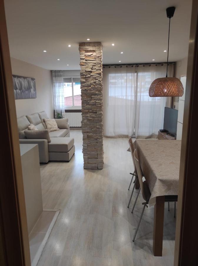 Apartamento En Viladecans Cerca Del Aeropuerto מראה חיצוני תמונה